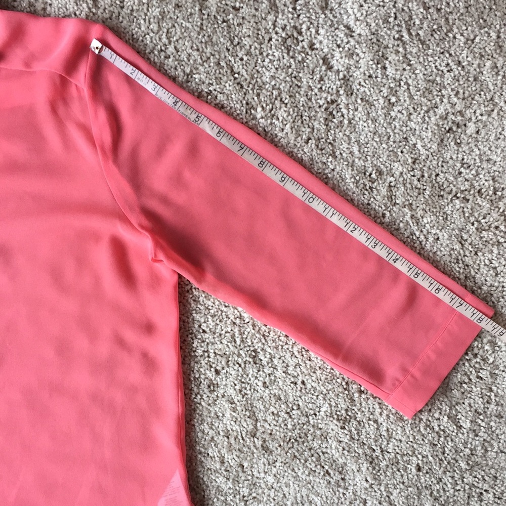 Smart Set | Sheer Blouse - Picture 4 of 8